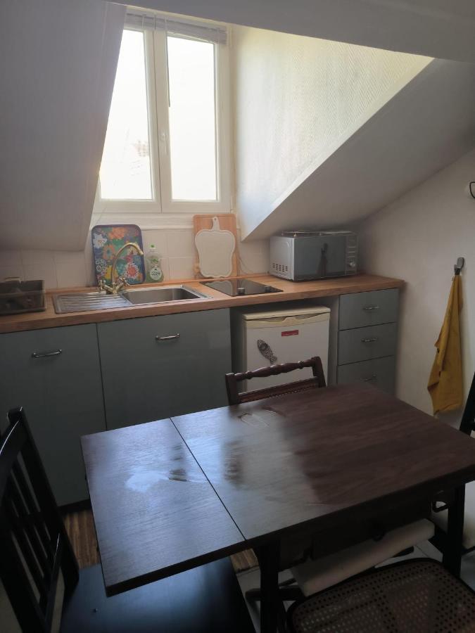 Charmant 2 Pieces Clichy Levallois Extérieur photo